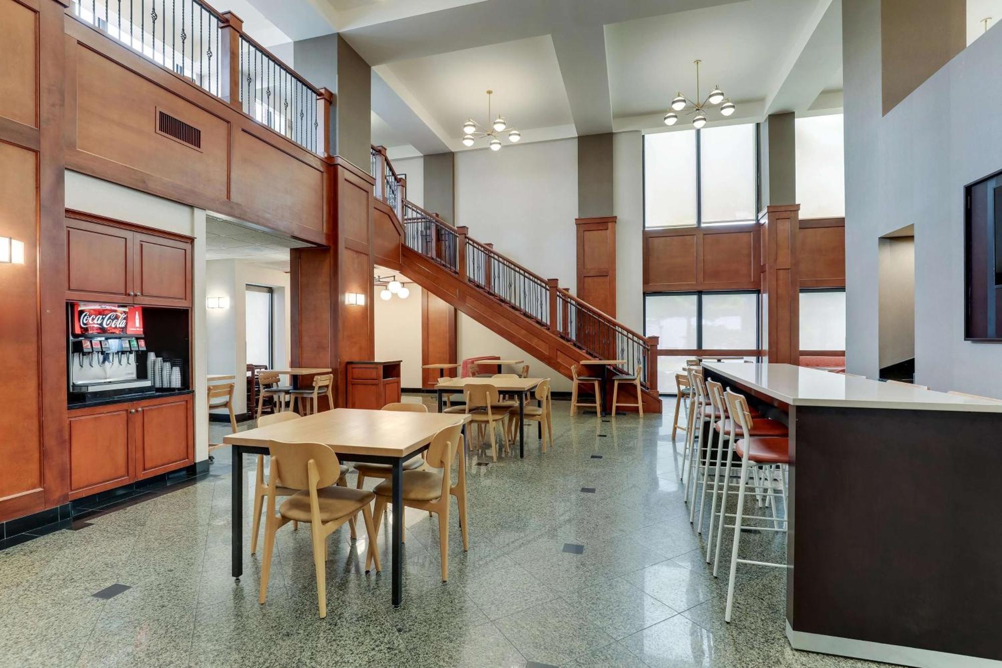 Drury Inn & Suites Birmingham Lakeshore Drive Kültér fotó