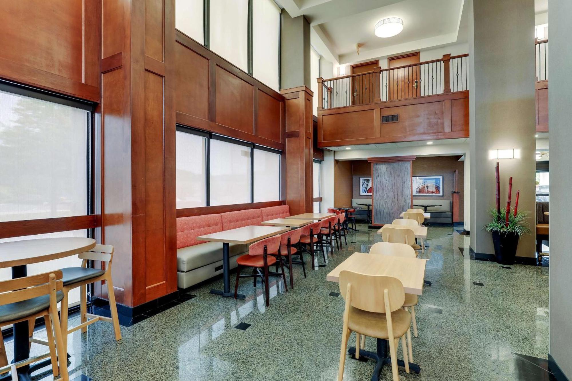 Drury Inn & Suites Birmingham Lakeshore Drive Kültér fotó
