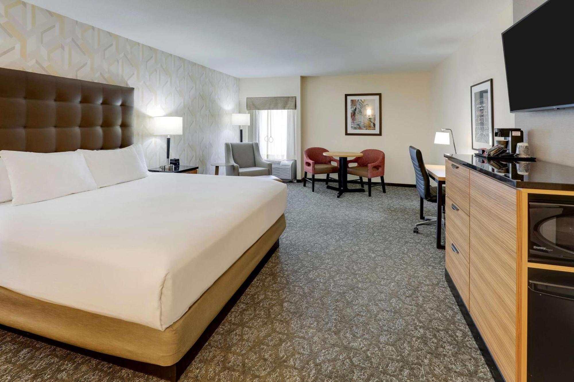 Drury Inn & Suites Birmingham Lakeshore Drive Kültér fotó